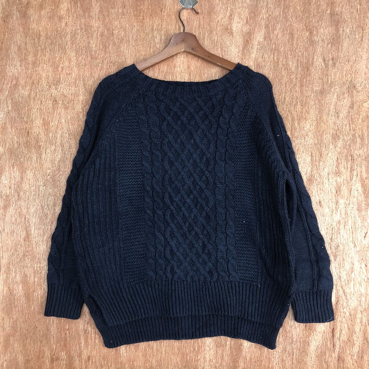 Japanese Brand DLL Studio Clip Dark Blue cable Knitwear #c607 Size US M / EU 48-50 / 2 - 1 Thumbnail