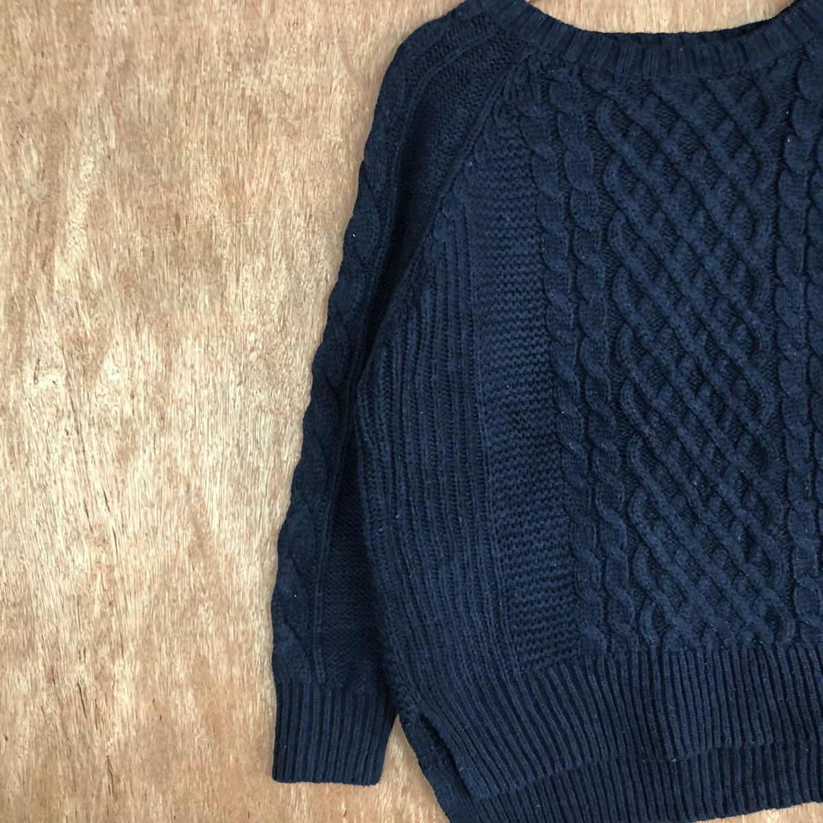 Japanese Brand DLL Studio Clip Dark Blue cable Knitwear #c607 Size US M / EU 48-50 / 2 - 7 Thumbnail