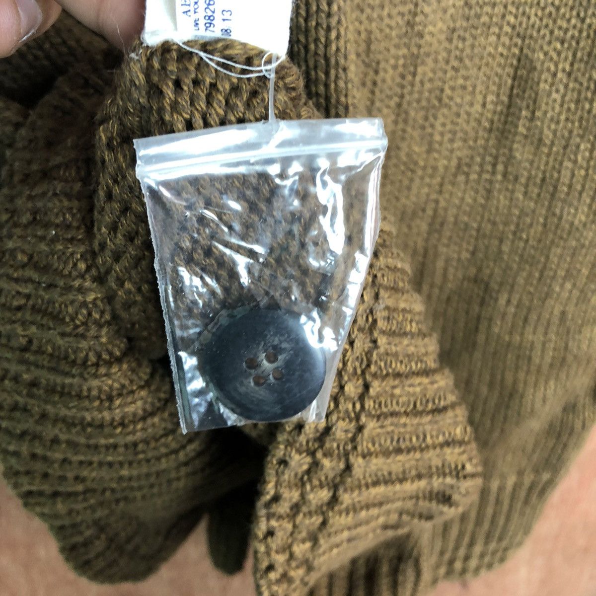 Aran Isles Knitwear American Eagle Outfitter brown Cardigan #6085 Size US M / EU 48-50 / 2 - 12 Thumbnail