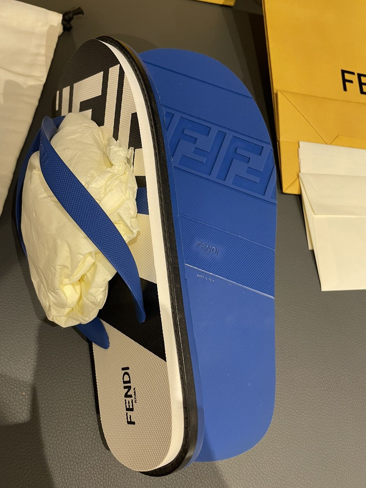 Fendi Rare NEW Limited Edition Fendi Logo Slides Flipflop Slip-on Size US 8.5 / EU 41-42 - 18 Thumbnail