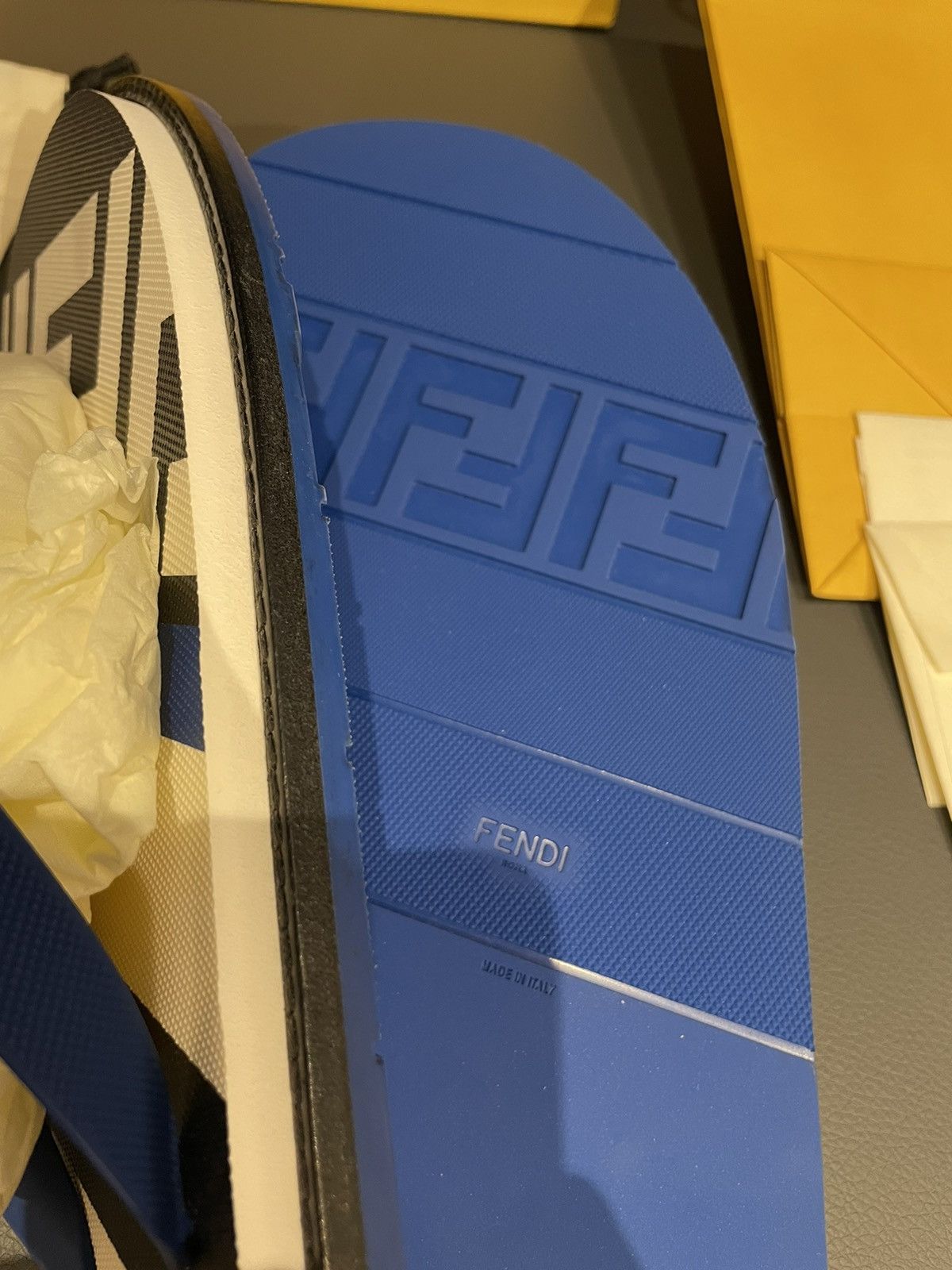 Fendi Rare NEW Limited Edition Fendi Logo Slides Flipflop Slip-on Size US 8.5 / EU 41-42 - 23 Thumbnail