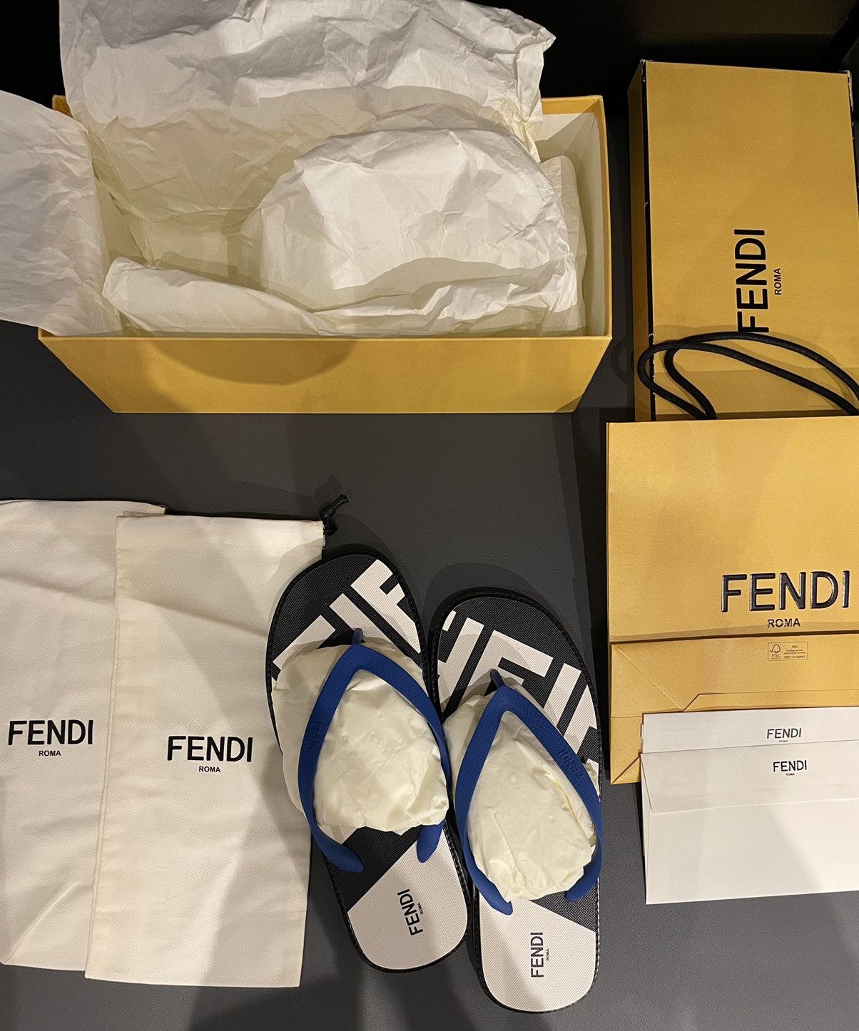Fendi Rare NEW Limited Edition Fendi Logo Slides Flipflop Slip-on Size US 8.5 / EU 41-42 - 22 Thumbnail