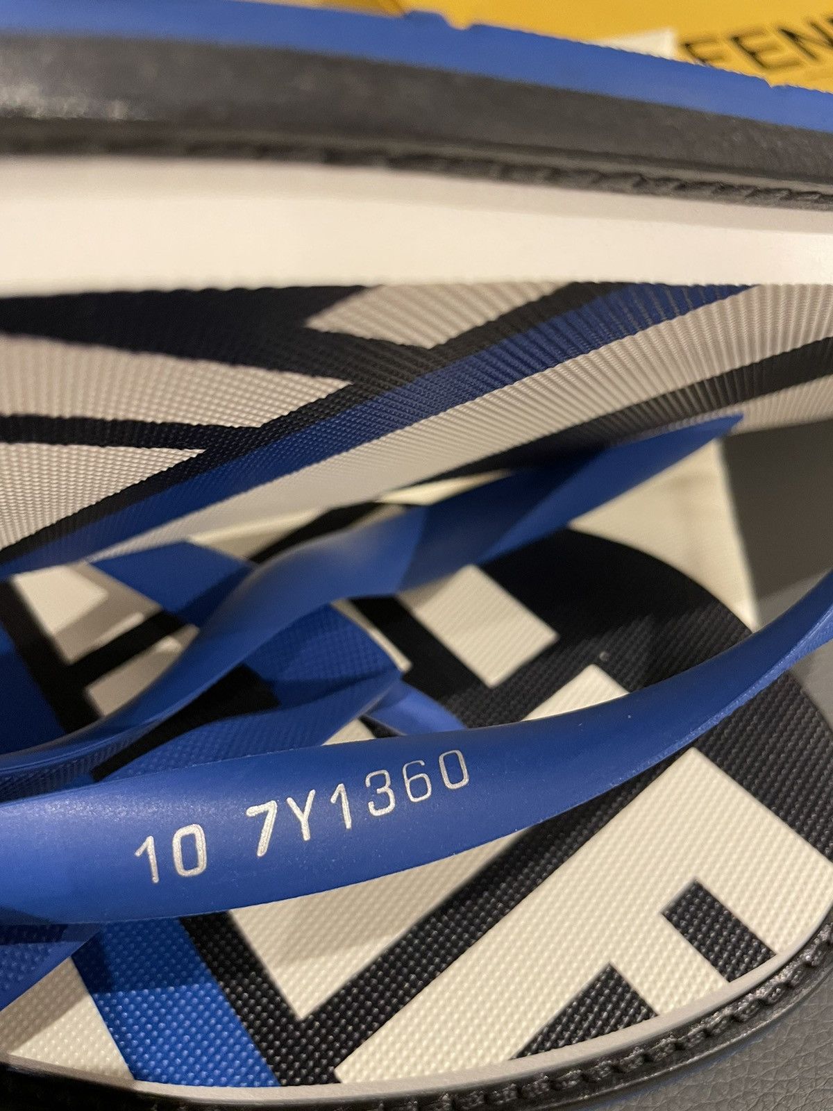 Fendi Rare NEW Limited Edition Fendi Logo Slides Flipflop Slip-on Size US 10.5 / EU 43-44 - 2 Thumbnail