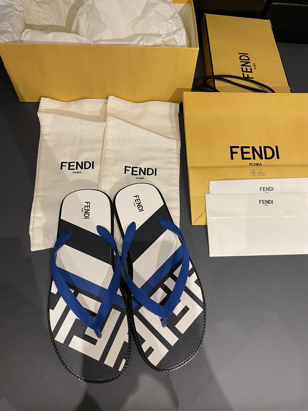Fendi Rare NEW Limited Edition Fendi Logo Slides Flipflop Slip-on Size US 8.5 / EU 41-42 - 17 Thumbnail