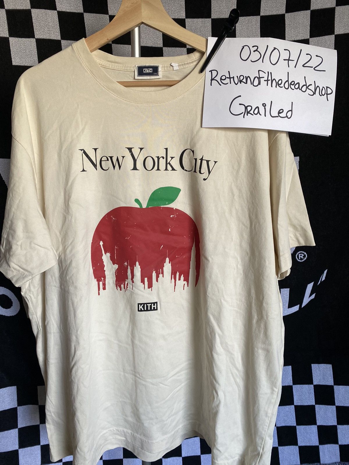 Kith Kith Big Apple Vintage tee | Grailed