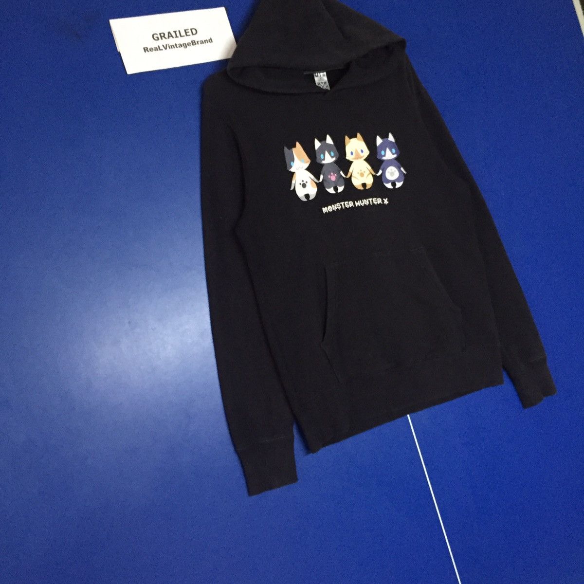 Japanese Brand × Uniqlo Vintage Uni Qlo 😺😺😺😺Monster Hunter X Pullover Hoodie Size US M / EU 48-50 / 2 - 4 Thumbnail