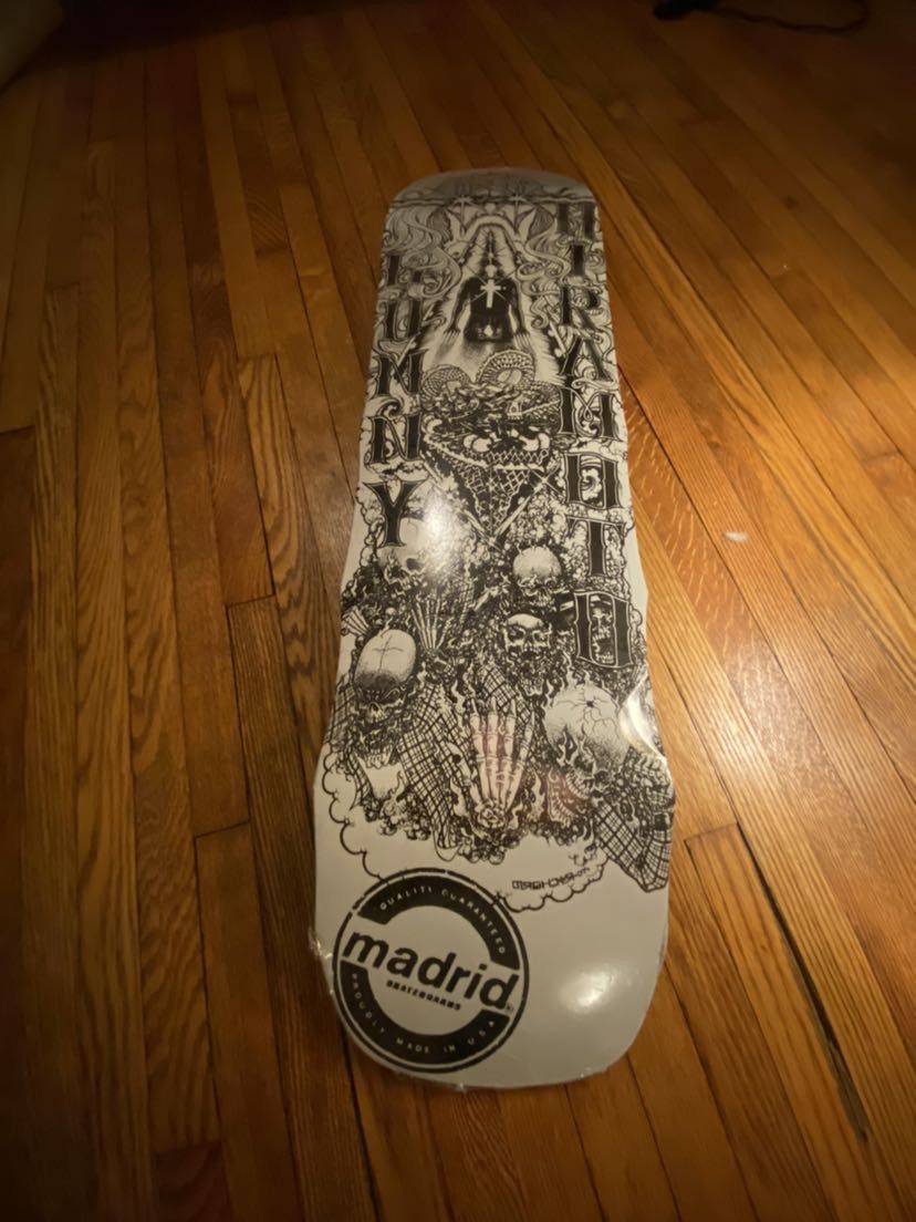 The Berrics Lonny Hiramoto Signature Model Pro Deck Madrid Skatedeck Size ONE SIZE - 5 Thumbnail