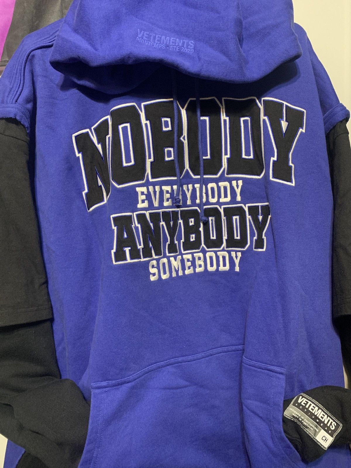 【希少】VETEMENTS Layered Hoodie 20ss NOBODY 希少】VETEMENTS Layered Hoodie 20ss NOBODY