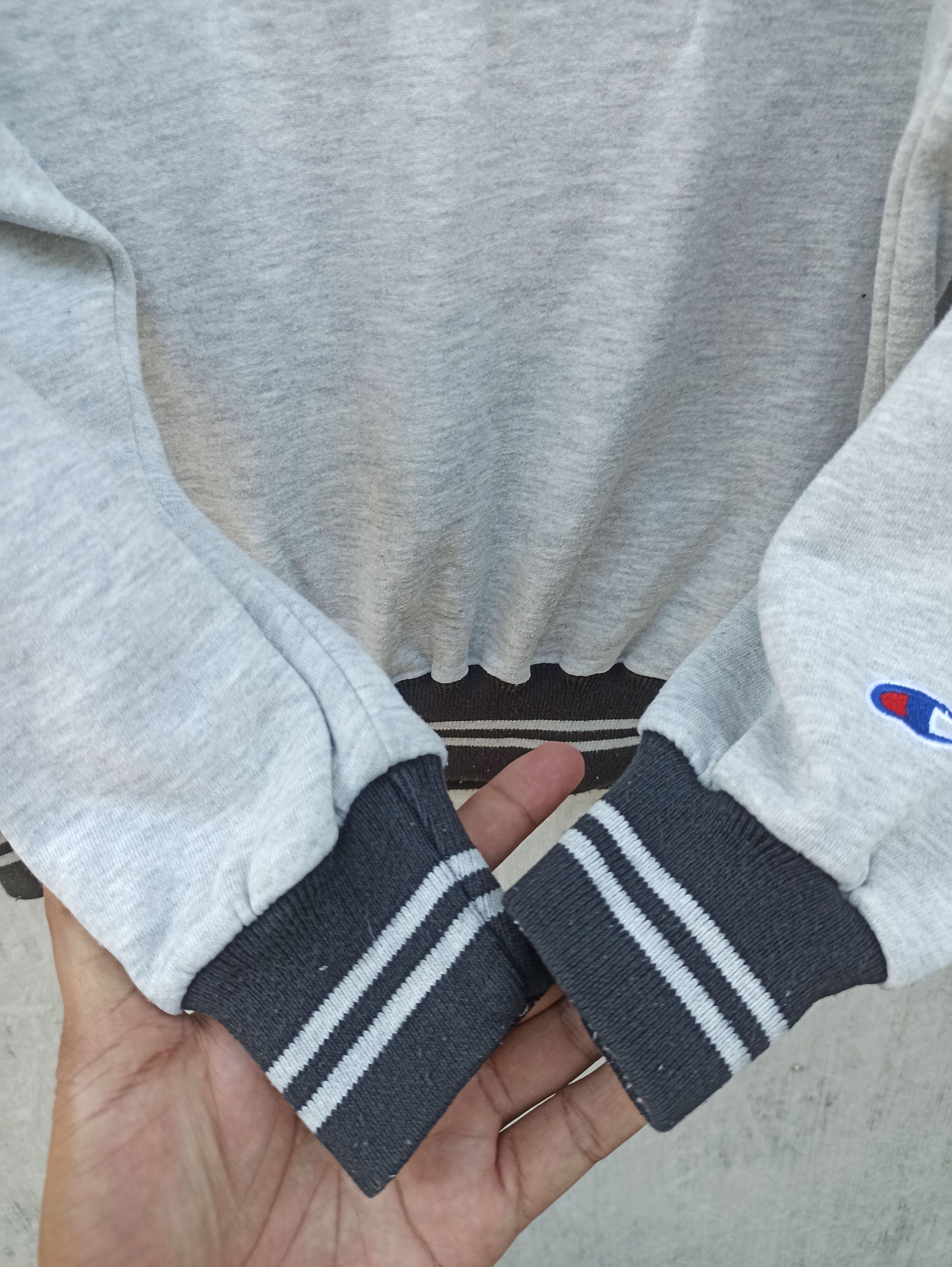 Champion × Vintage Vintage Champion Spell Out Sweatshirt Size US L / EU 52-54 / 3 - 5 Thumbnail