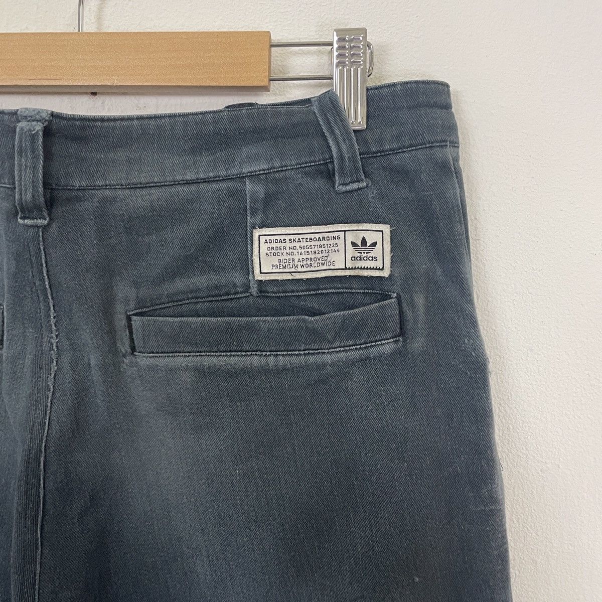 Adidas Vintage Adidas Skatebording Pants Size US 33 - 7 Thumbnail