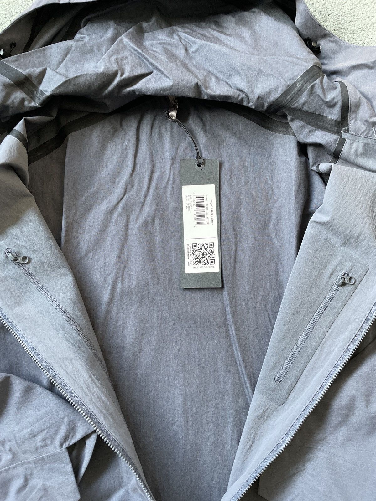 Veilance Isogon Jacket Size US M / EU 48-50 / 2 - 3 Thumbnail