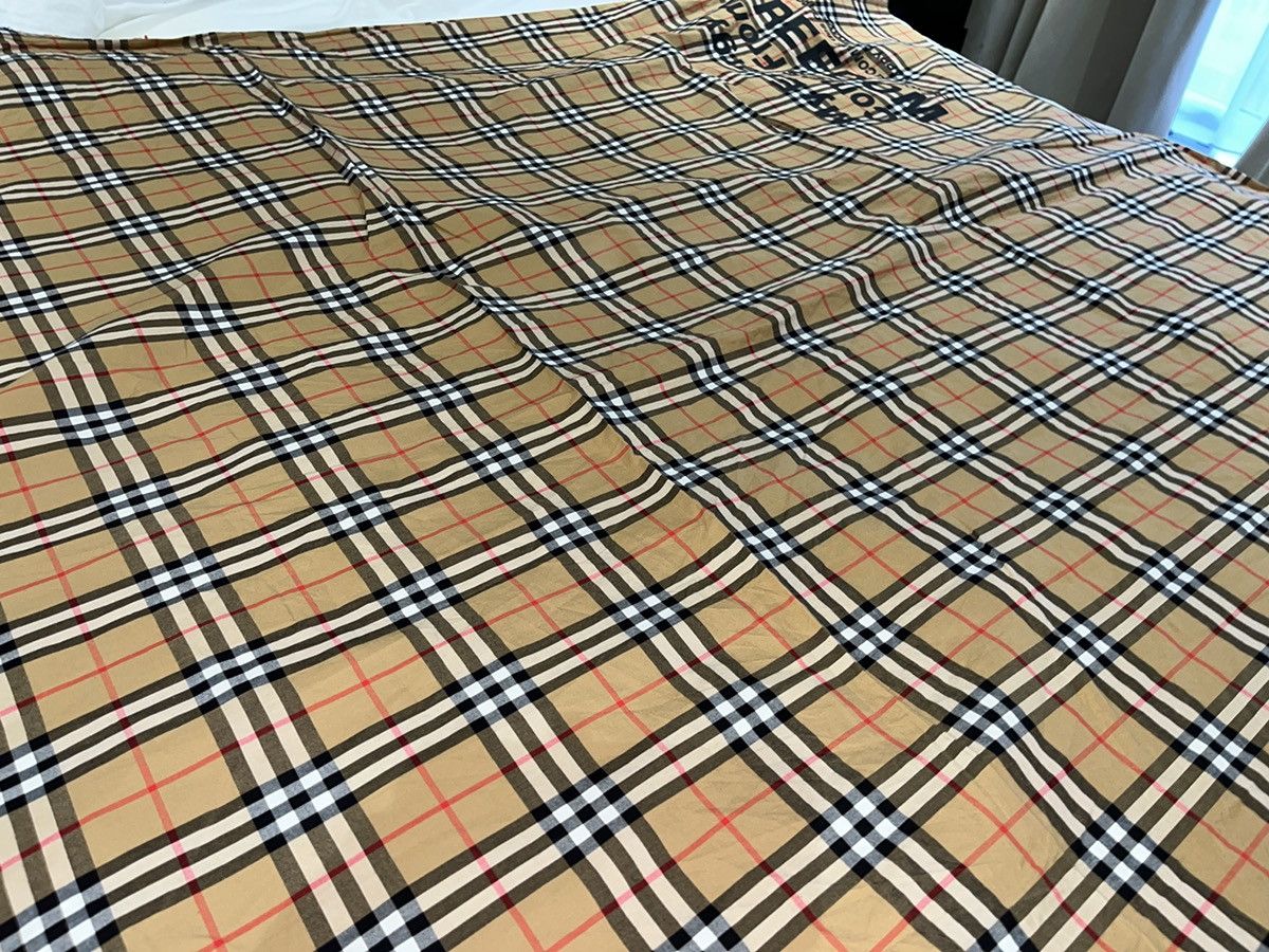 Burberry Burberry x Comme des Garçons 2018 Capsule Scarf Size ONE SIZE - 5 Thumbnail