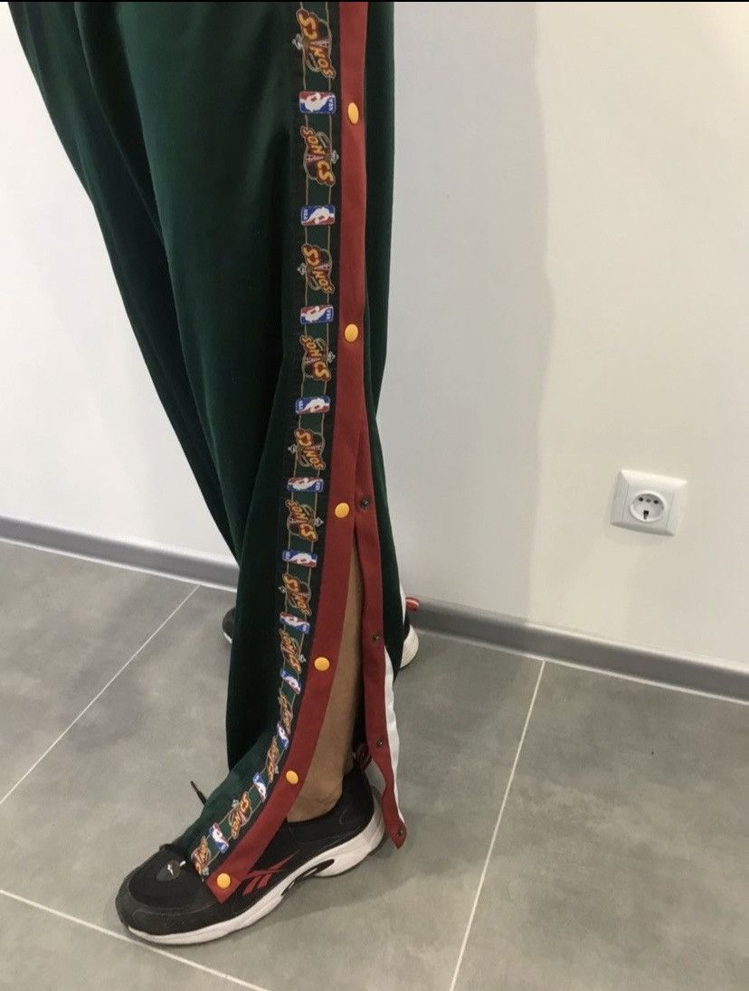 Champion Sonics Seattle Champion Rare vintage NBA striped logo pants Size US 34 / EU 50 - 4 Thumbnail