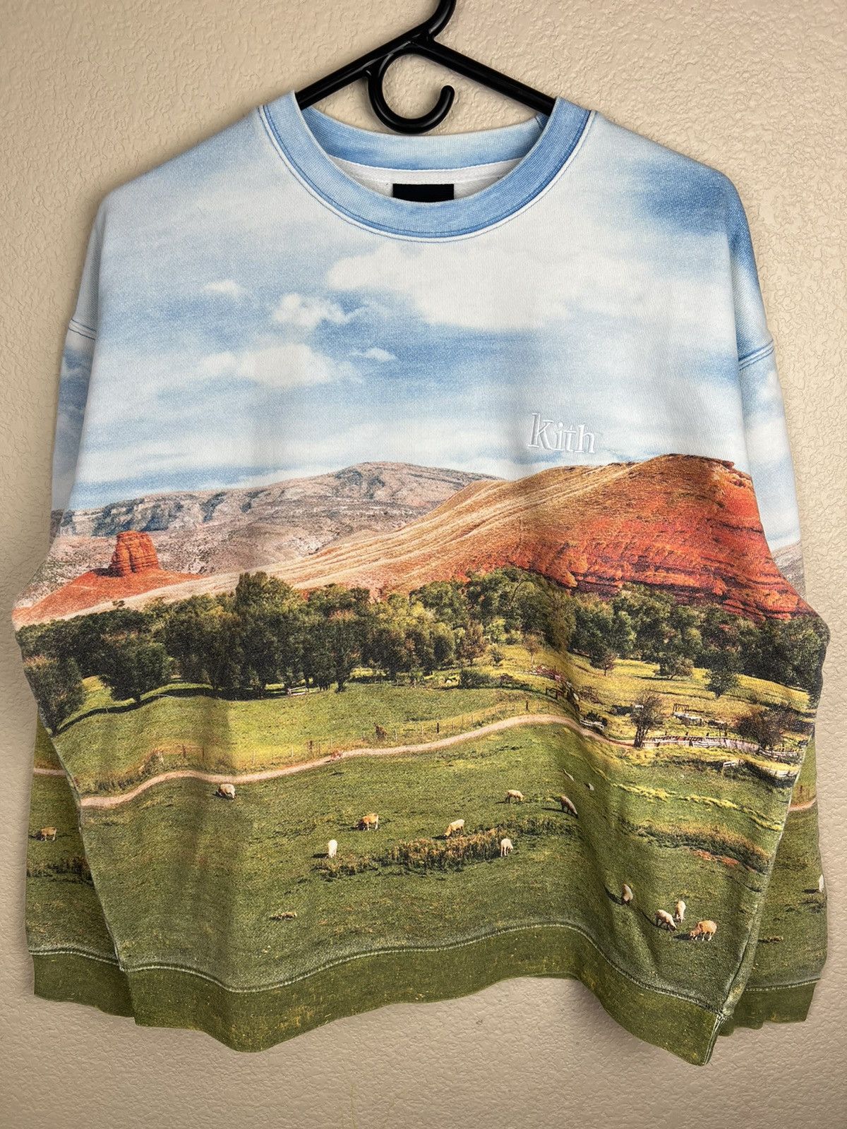 Kith Kith Valley Crewneck Pullover White Size M | Grailed