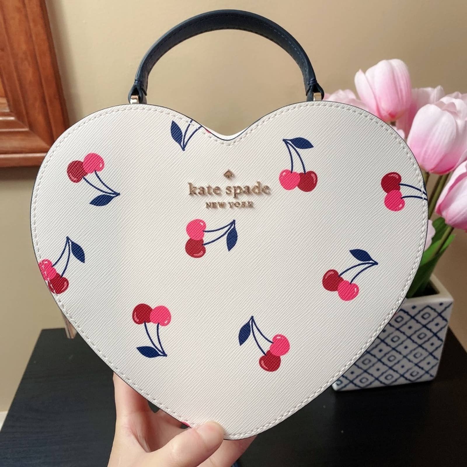 love shack cherry heart crossbody: Handbags