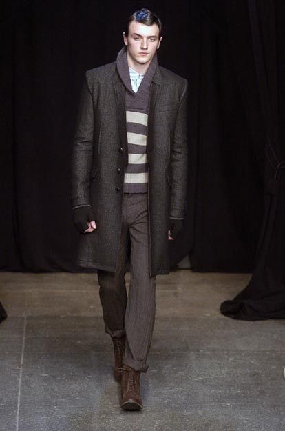 FW05 Chesterfield Coat