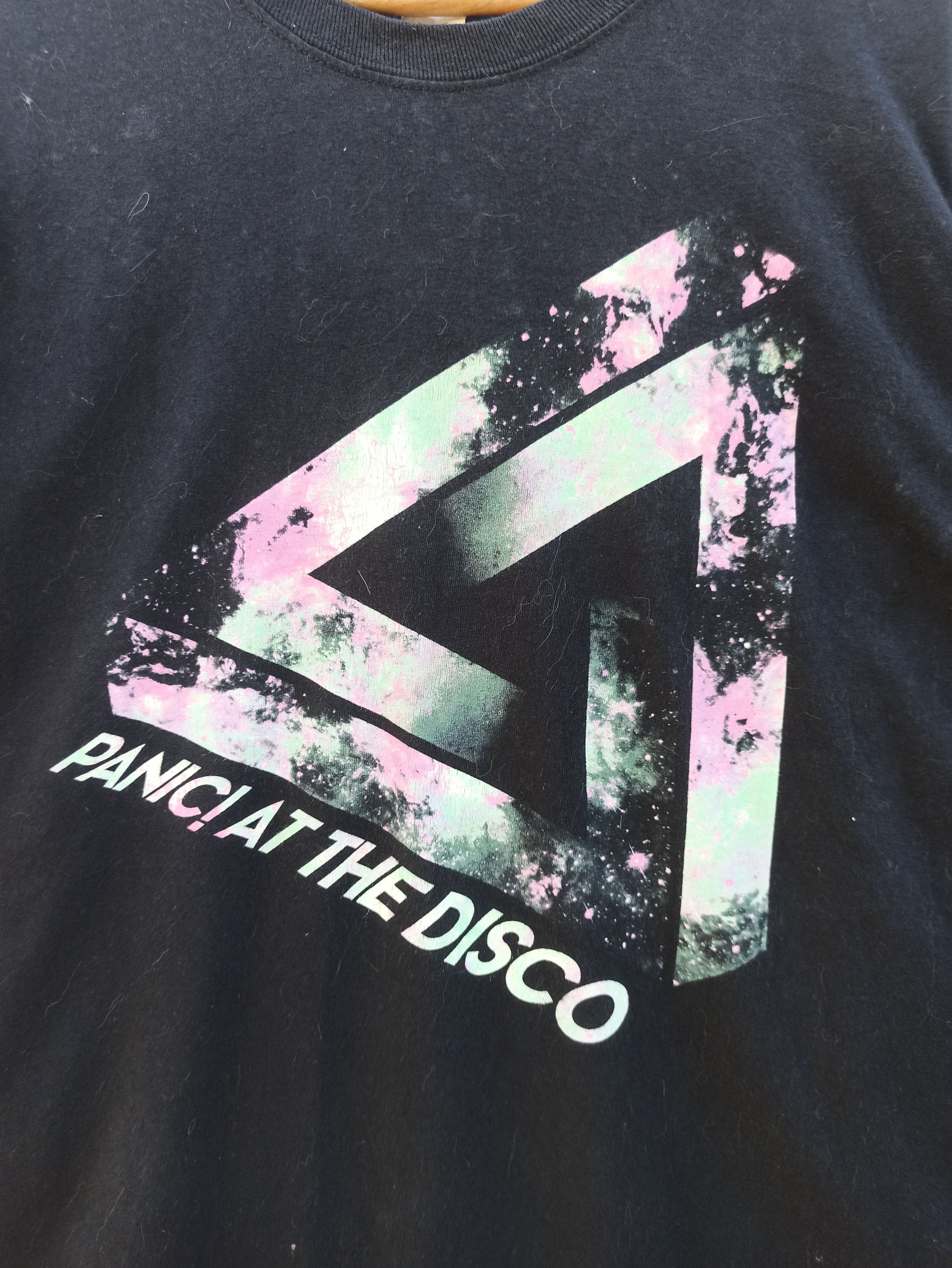 Band Tees Panic At The Disco Long Sleeve T-Shirt Size US XXL / EU 58 / 5 - 4 Thumbnail