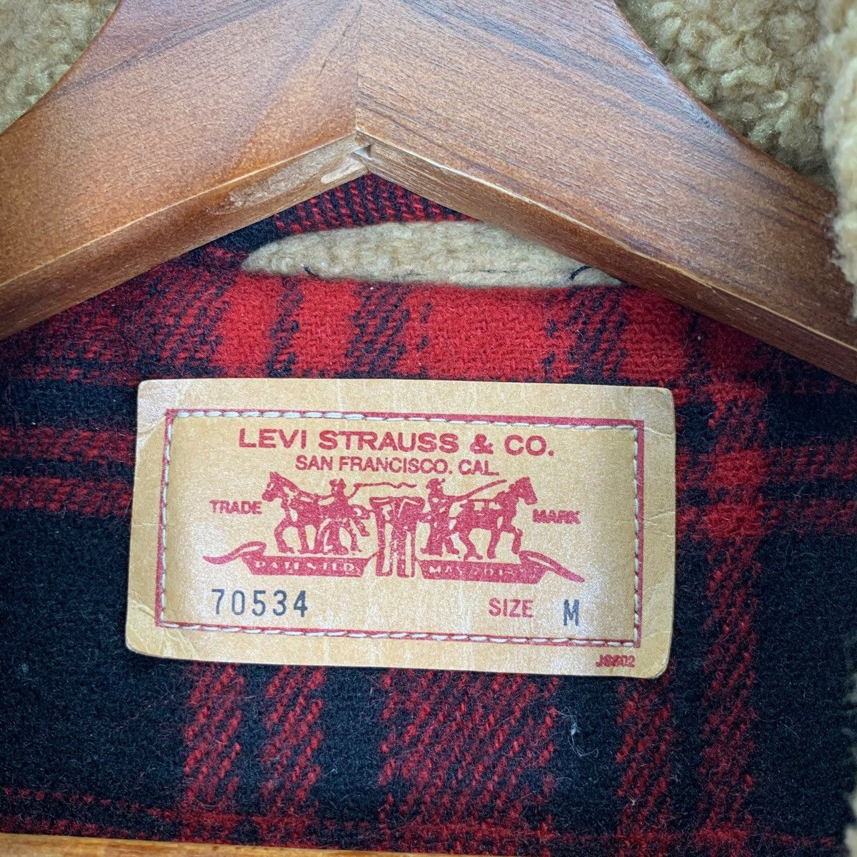 Levi's × Vintage Vintage Levi’s Tartan Sherpa Button Jacket Size US M / EU 48-50 / 2 - 6 Thumbnail