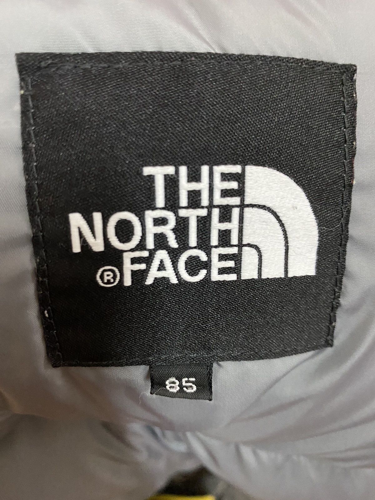The North Face The North Face Nuptse 700 Puffer Jacket Size US M / EU 48-50 / 2 - 11 Thumbnail