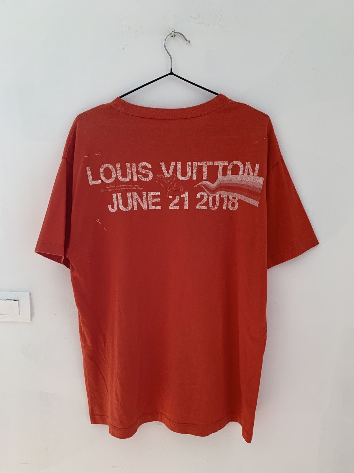 Louis Vuitton Virgil Abloh's First LV Men's Collection Runway Tee Size US M / EU 48-50 / 2 - 1 Thumbnail