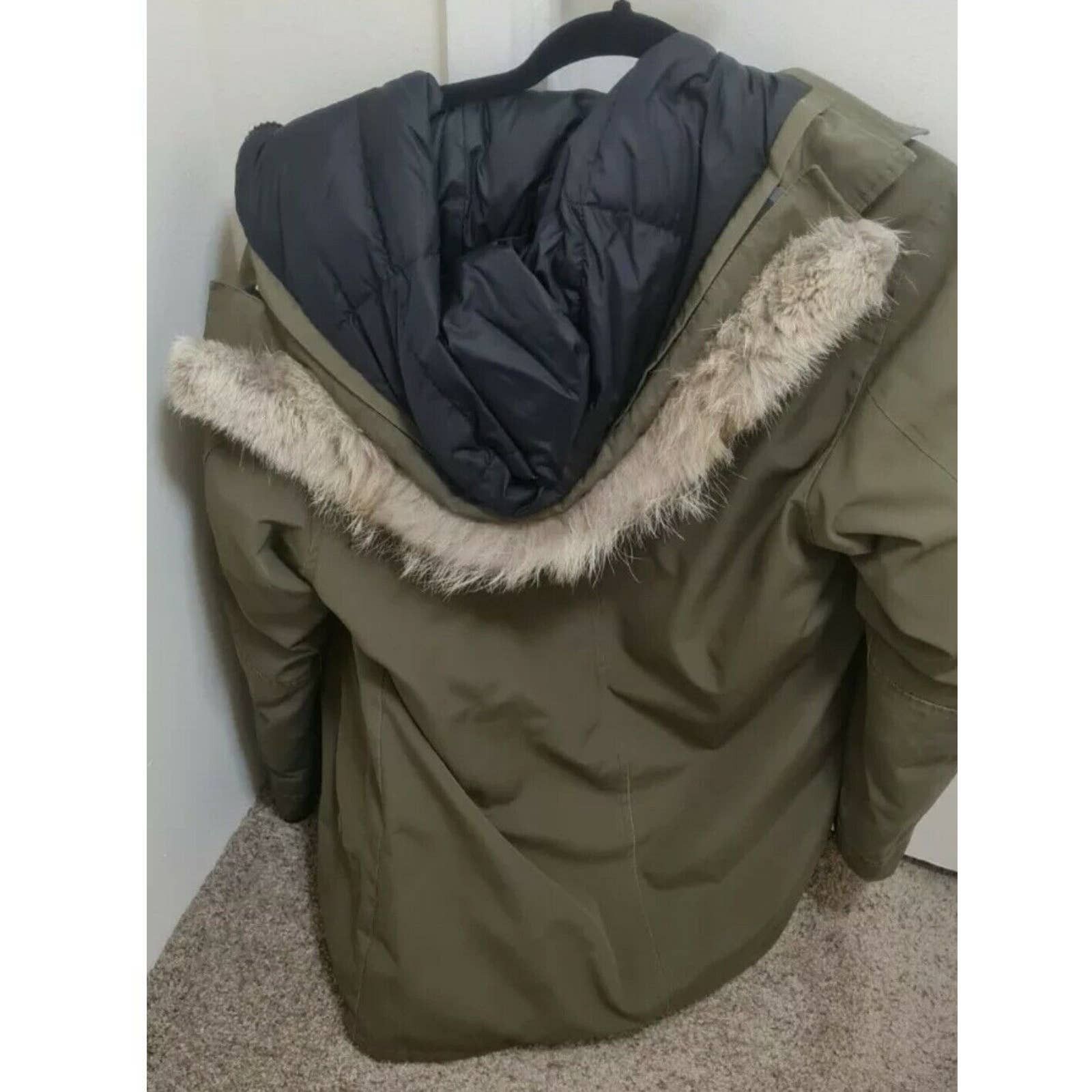 Canada Goose Canada Goose Chateau Parka size S Military Green With Fur Size US S / EU 44-46 / 1 - 6 Thumbnail