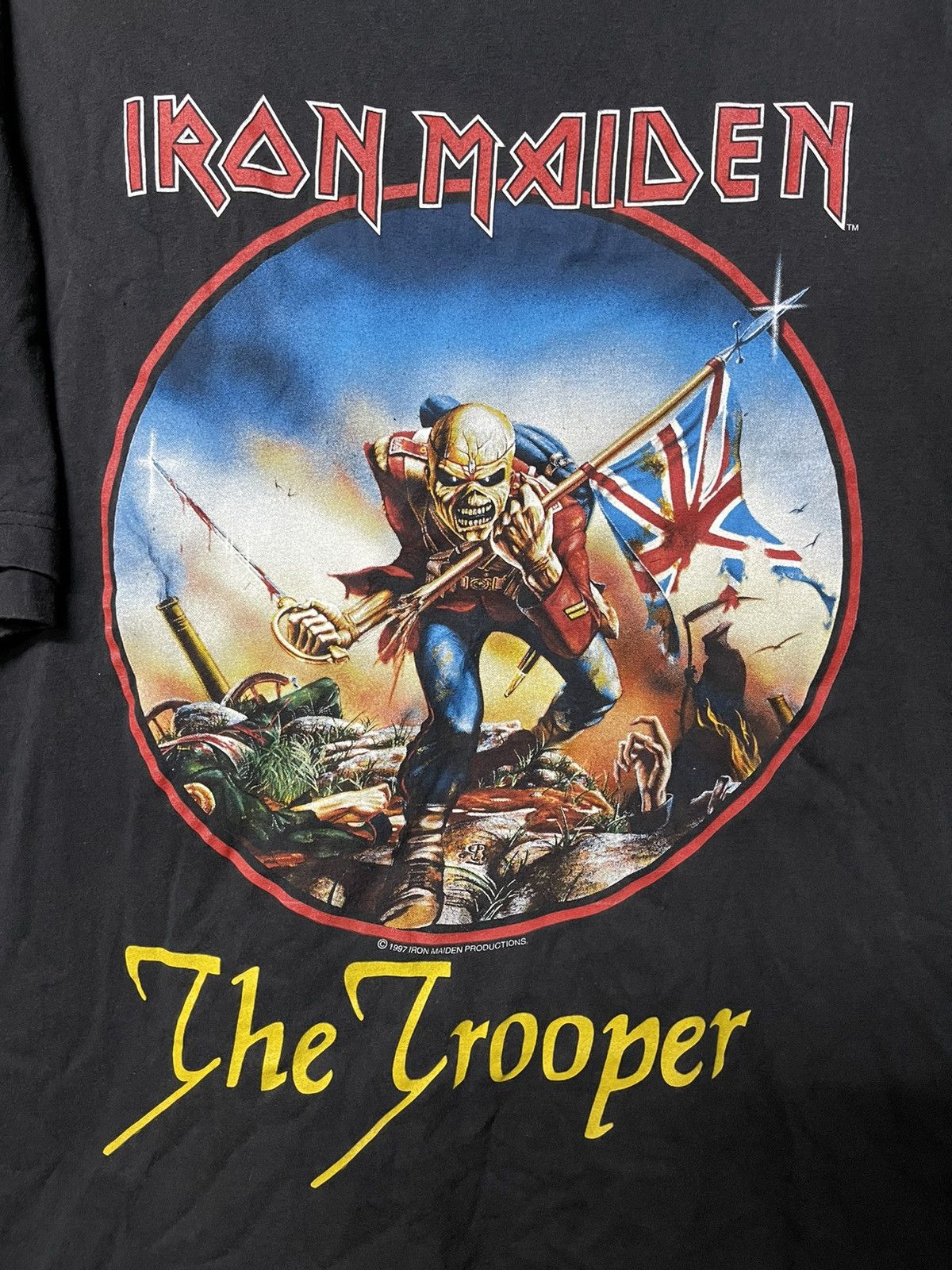 Band Tees × Vintage Vintage 90s Iron Maiden The Trooper Promo Faded Tee Size US L / EU 52-54 / 3 - 2 Thumbnail
