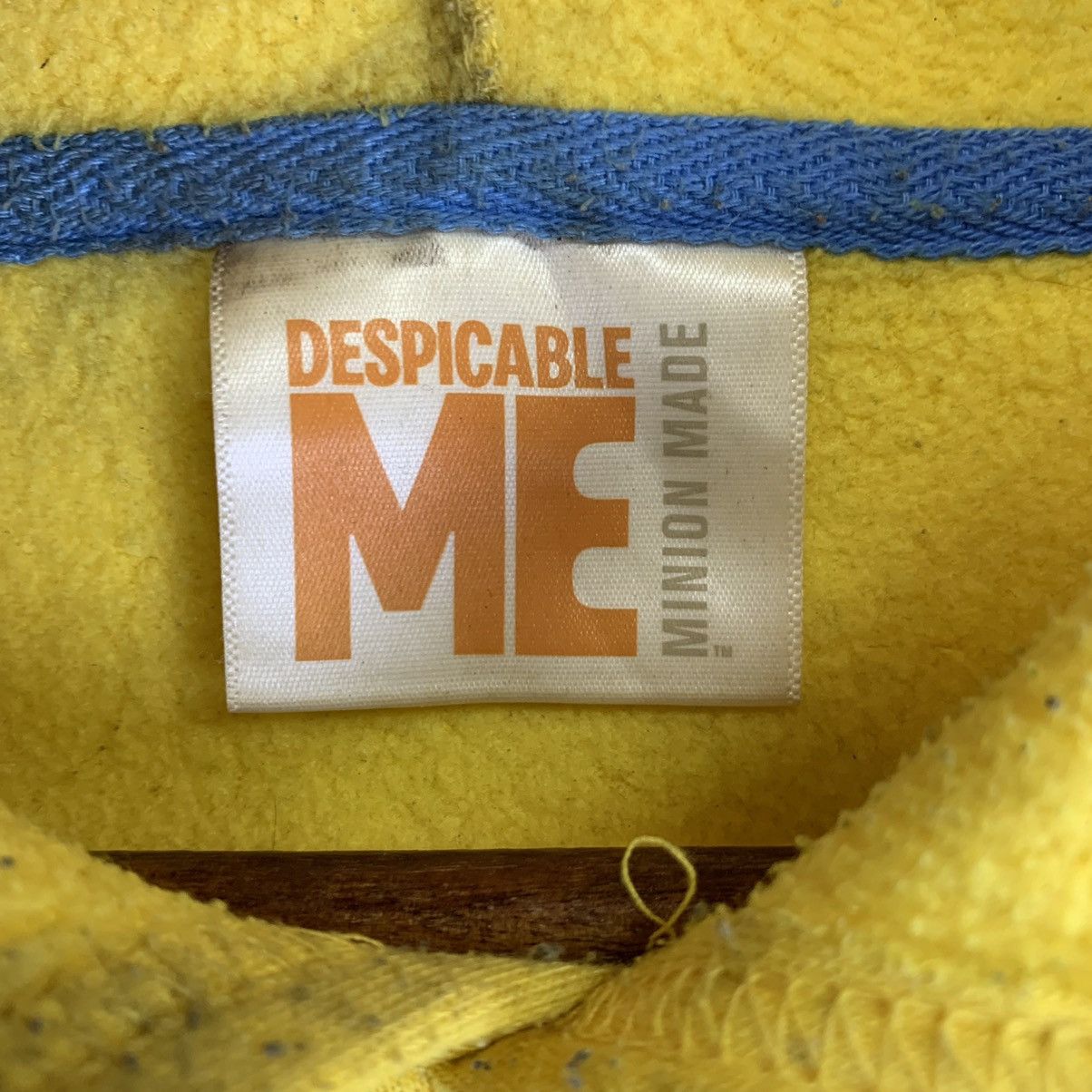 Cartoon Network DESPICABLE ME cartoon Minion Made Hoodie Sweatshirt Size US M / EU 48-50 / 2 - 5 Thumbnail