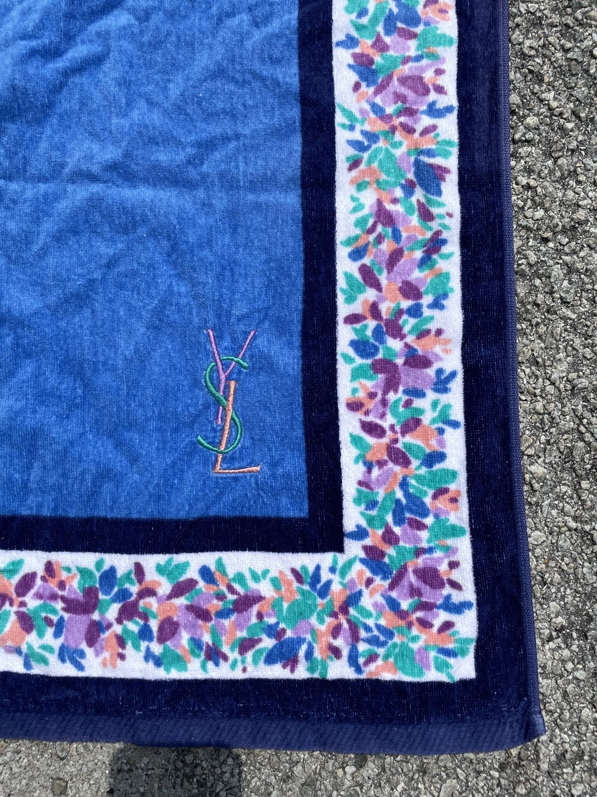 Designer Nice design YSL towel Size ONE SIZE - 2 Thumbnail
