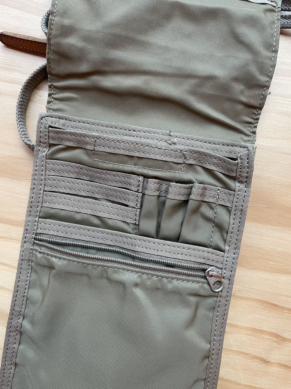 Porter Rare vintage Porter 3-fold sling pouch bag Size ONE SIZE - 3 Thumbnail
