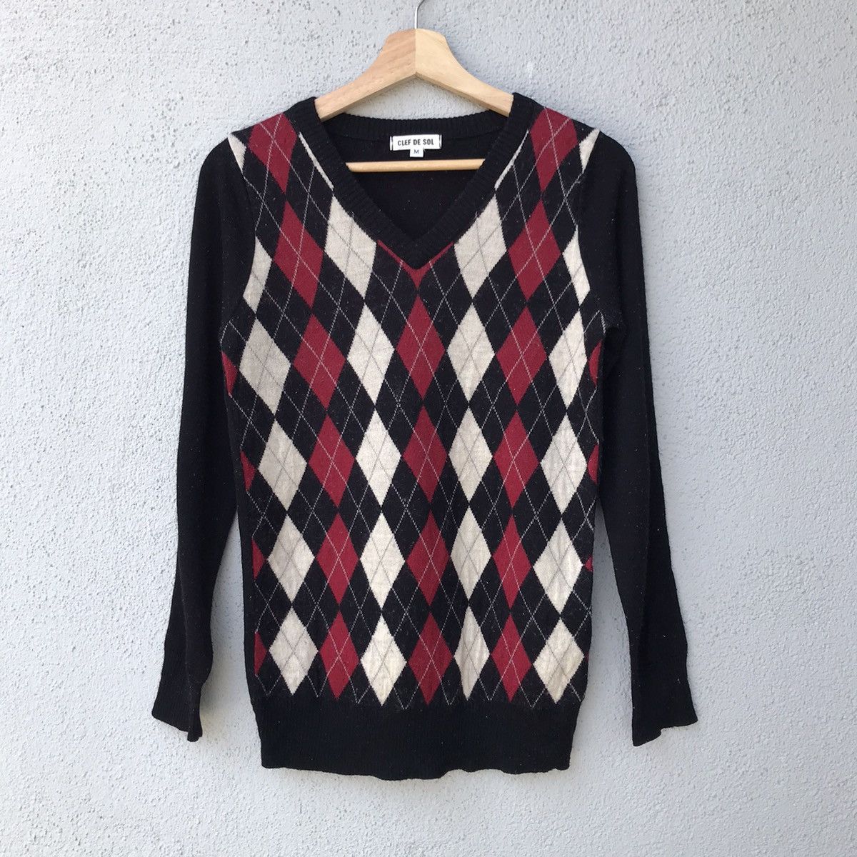 Clef De Sol Diamonds Design Knit Sweater