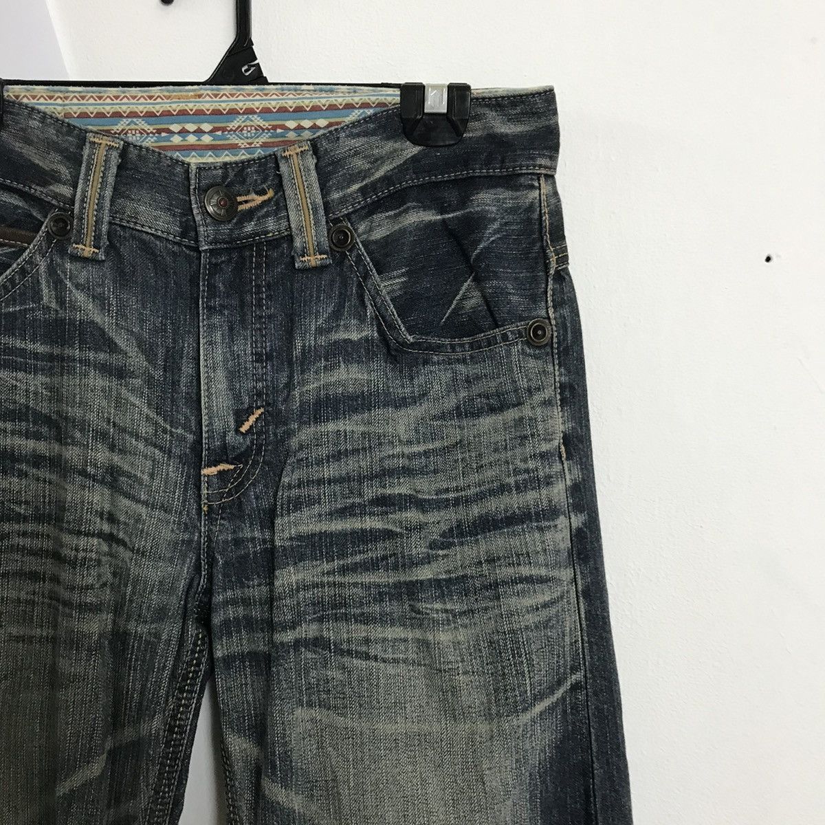 Edwin Vintage Edwin Motif Navajo Style Faded Denim Pants Size US 32 / EU 48 - 2 Thumbnail