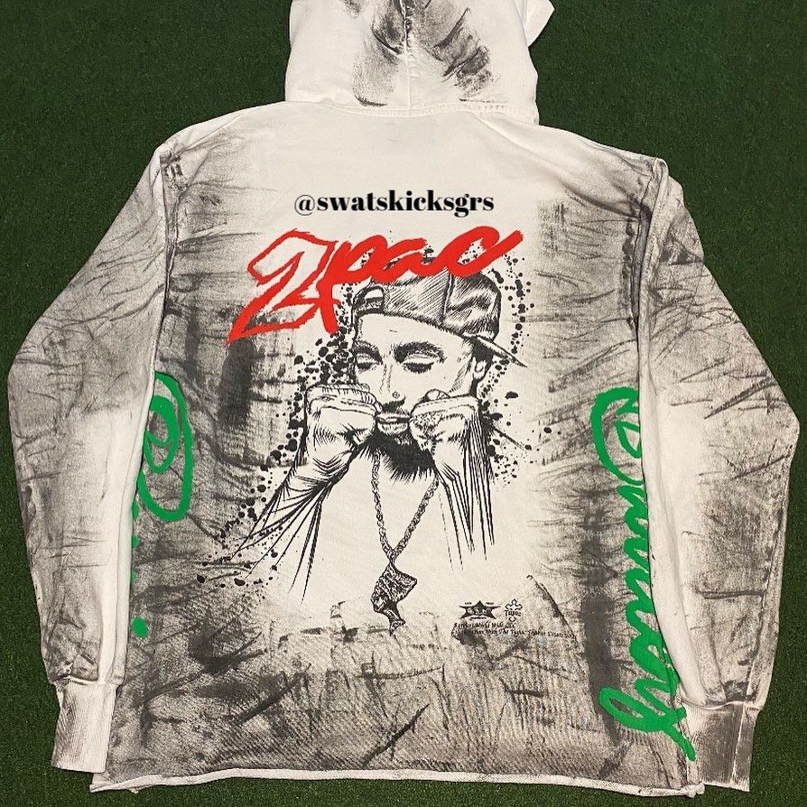 Barriers Barriers NY Tupac 2Pac Estate Complexcon Hoodie sz L Size US L / EU 52-54 / 3 - 3 Thumbnail