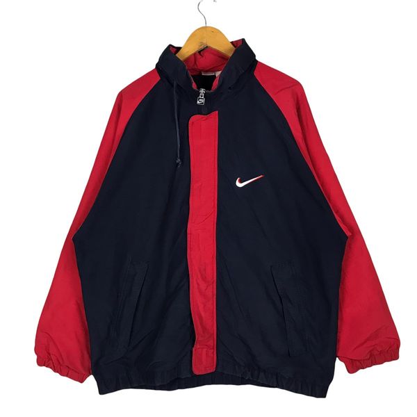 Vintage nike windbreaker on sale red white black