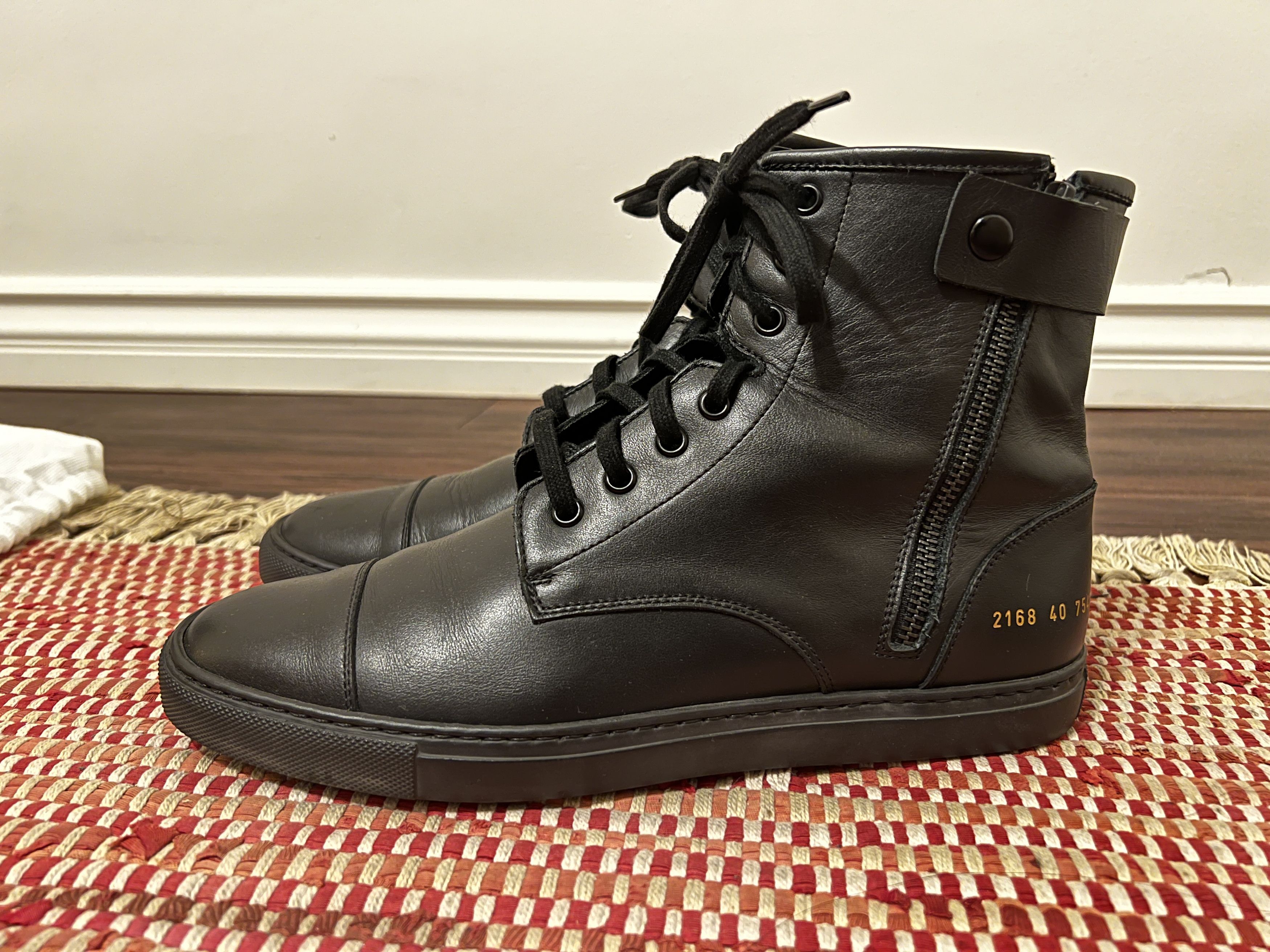 Common projects training hot sale boot