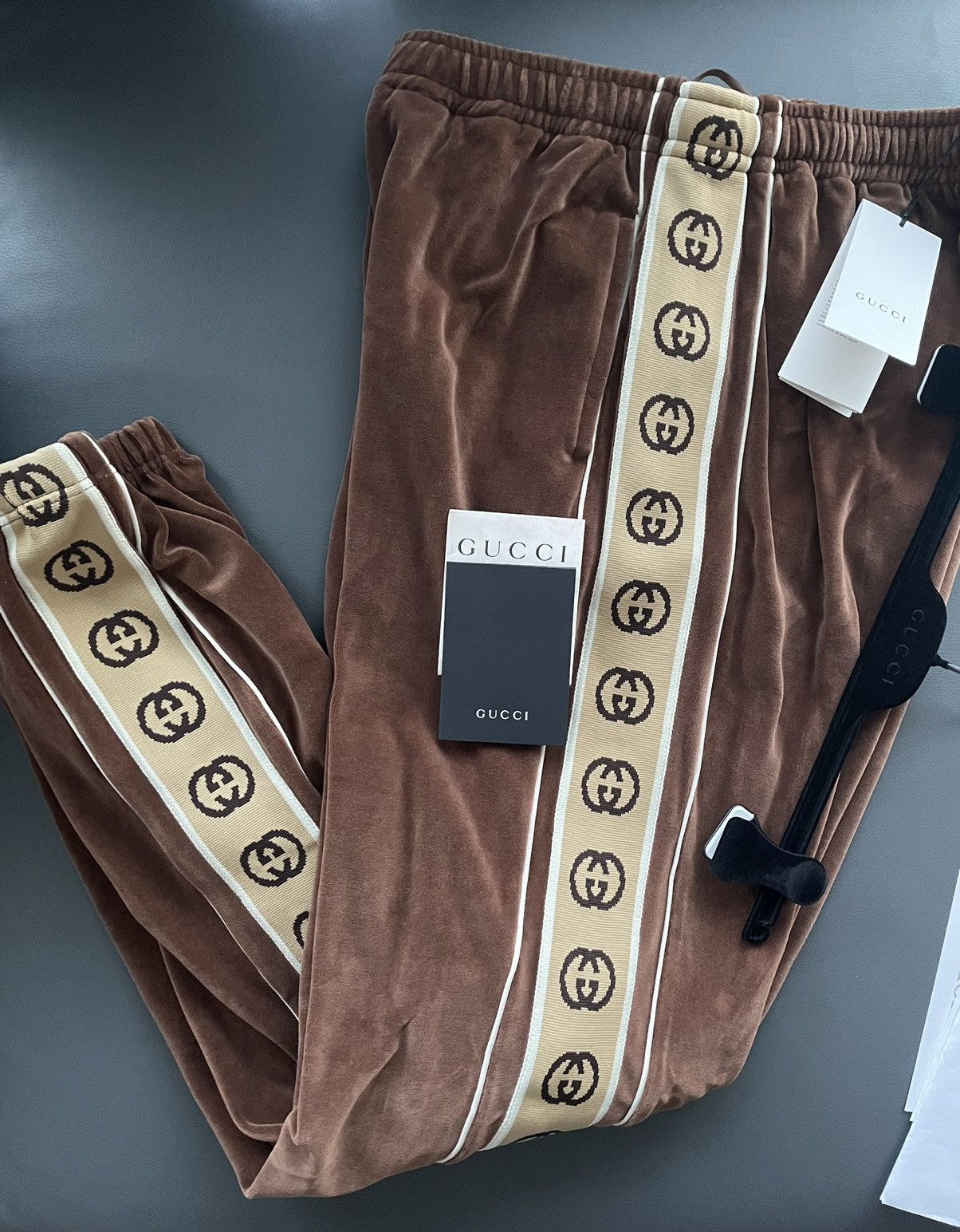 Gucci Super Runway GG Logo Chenille Velour Jogging Tracksuit Pant Size US 34 / EU 50 - 13 Thumbnail