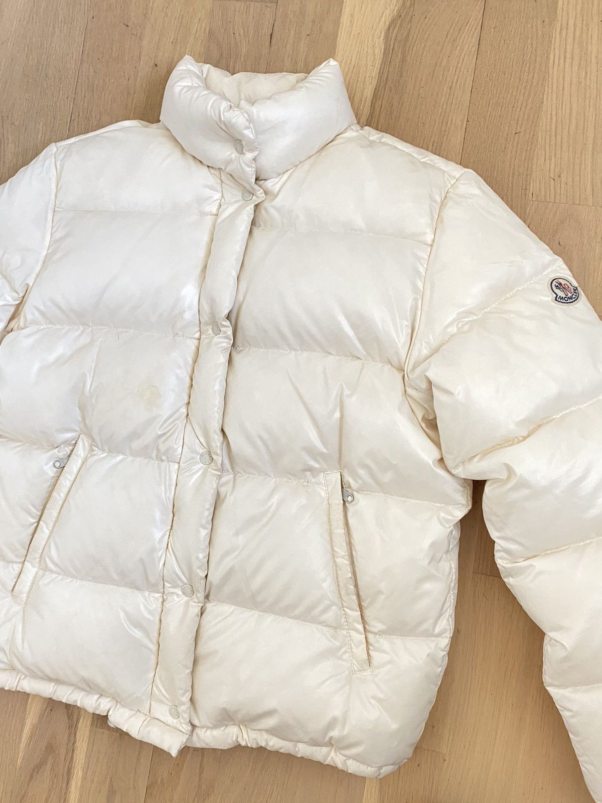 Moncler Moncler - White Grenoble Puffer Jacket (W) Size US S / EU 44-46 / 1 - 2 Preview
