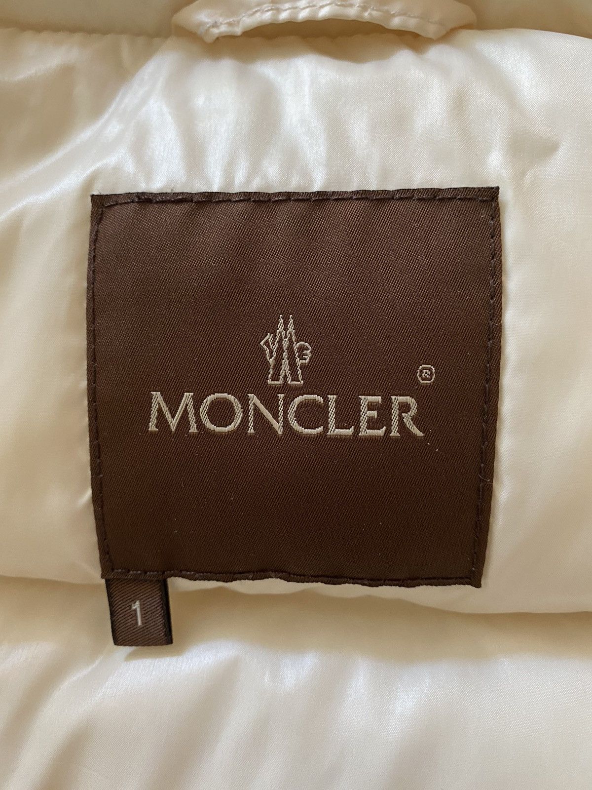 Moncler Moncler - White Grenoble Puffer Jacket (W) Size US S / EU 44-46 / 1 - 6 Thumbnail