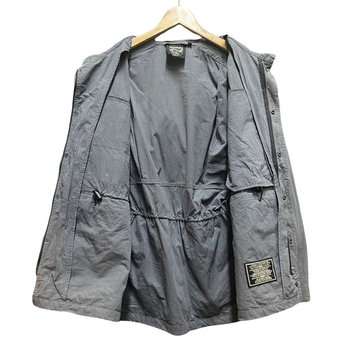Aigle Vtg AIGLE Depuis 1853 jacket hoodie zipper multiple pocket Size US M / EU 48-50 / 2 - 9 Thumbnail