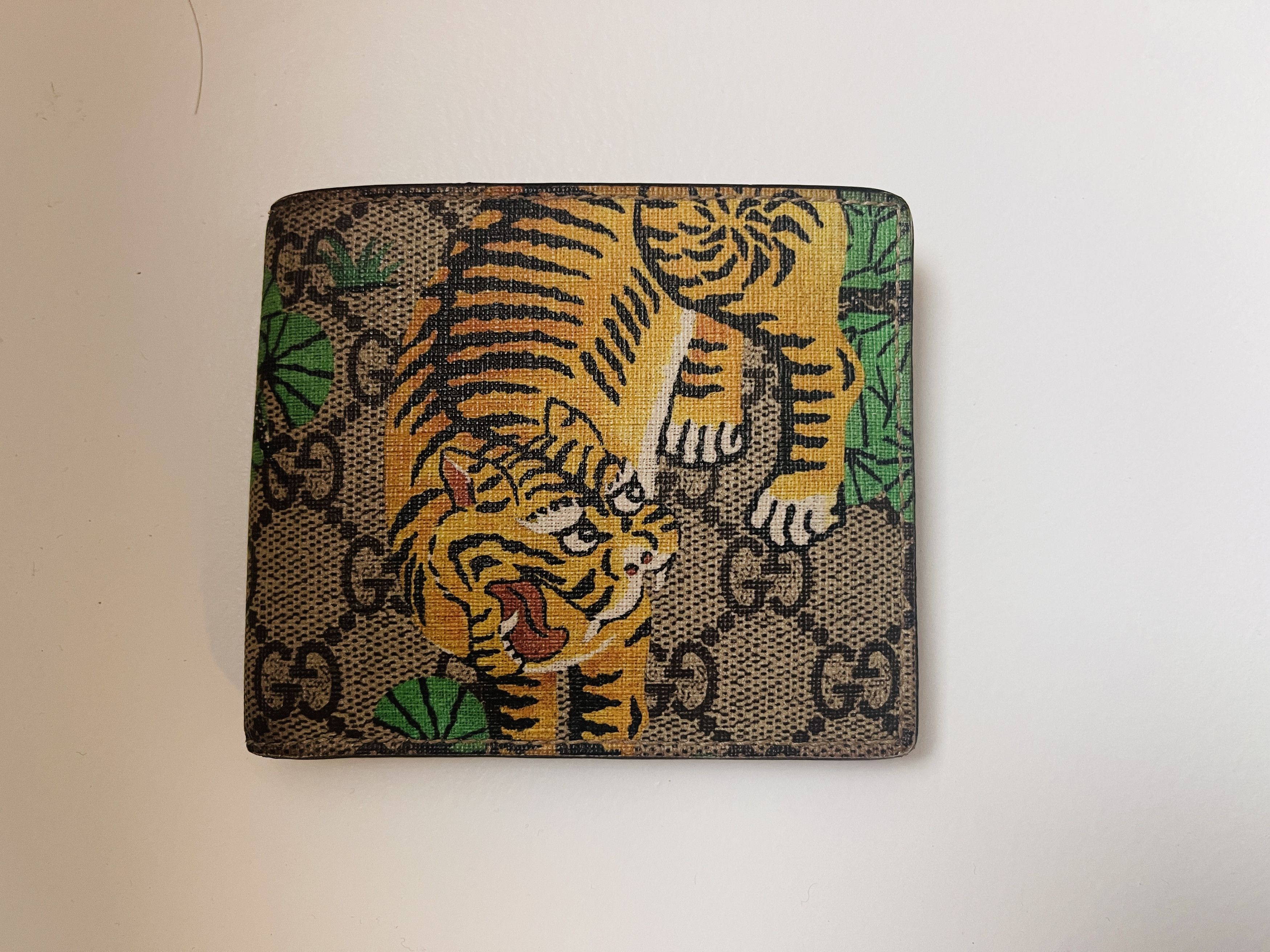 Gucci bengal clearance tiger wallet