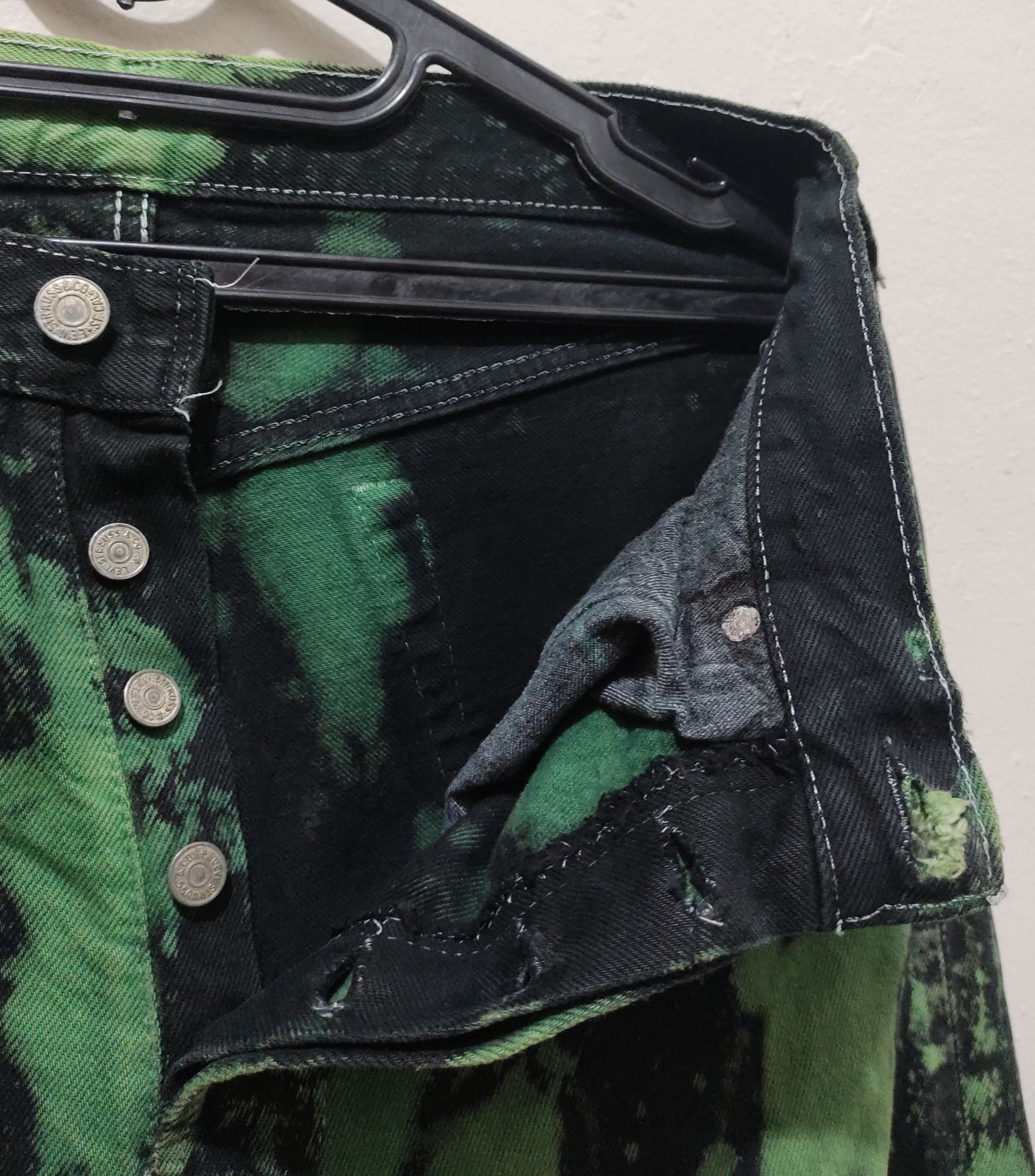 Levi's Vintage Clothing vintage levis 501 Tie-Dye made in usa Size US 30 / EU 46 - 13 Thumbnail