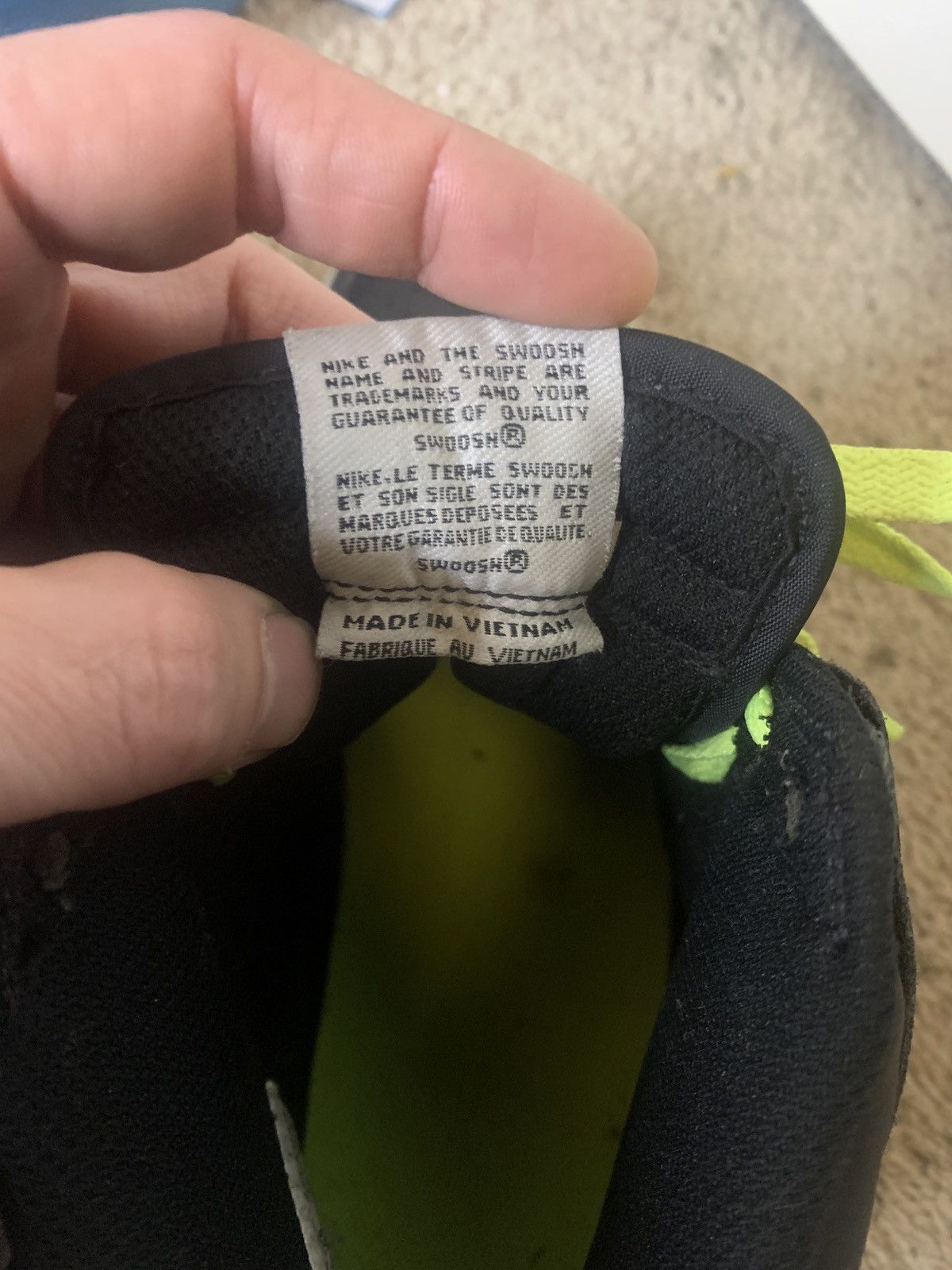Nike Dunk High Black | Black | Volt Size US 9.5 / EU 42-43 - 4 Thumbnail