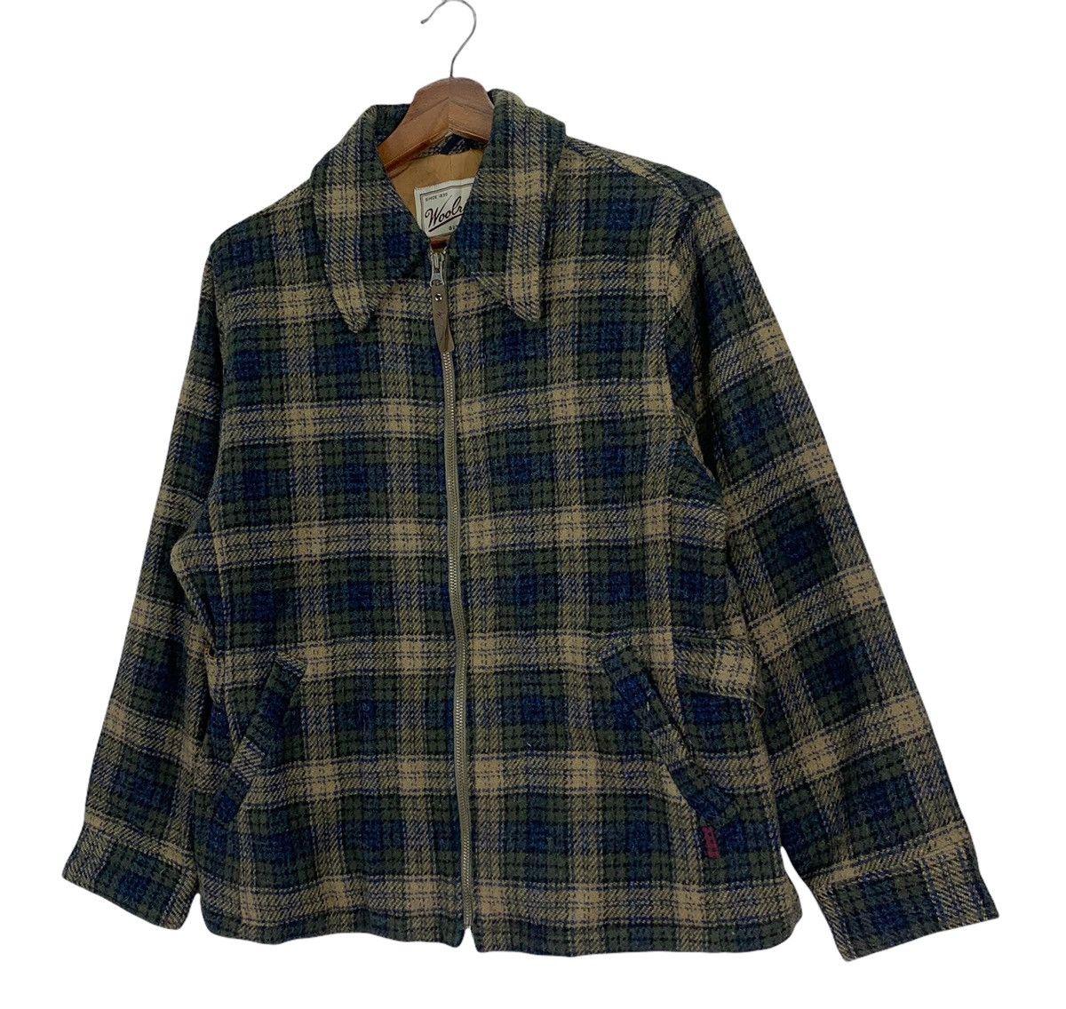 Vintage Woolrich Woolen Mills Tartan Women Wool Jacket
