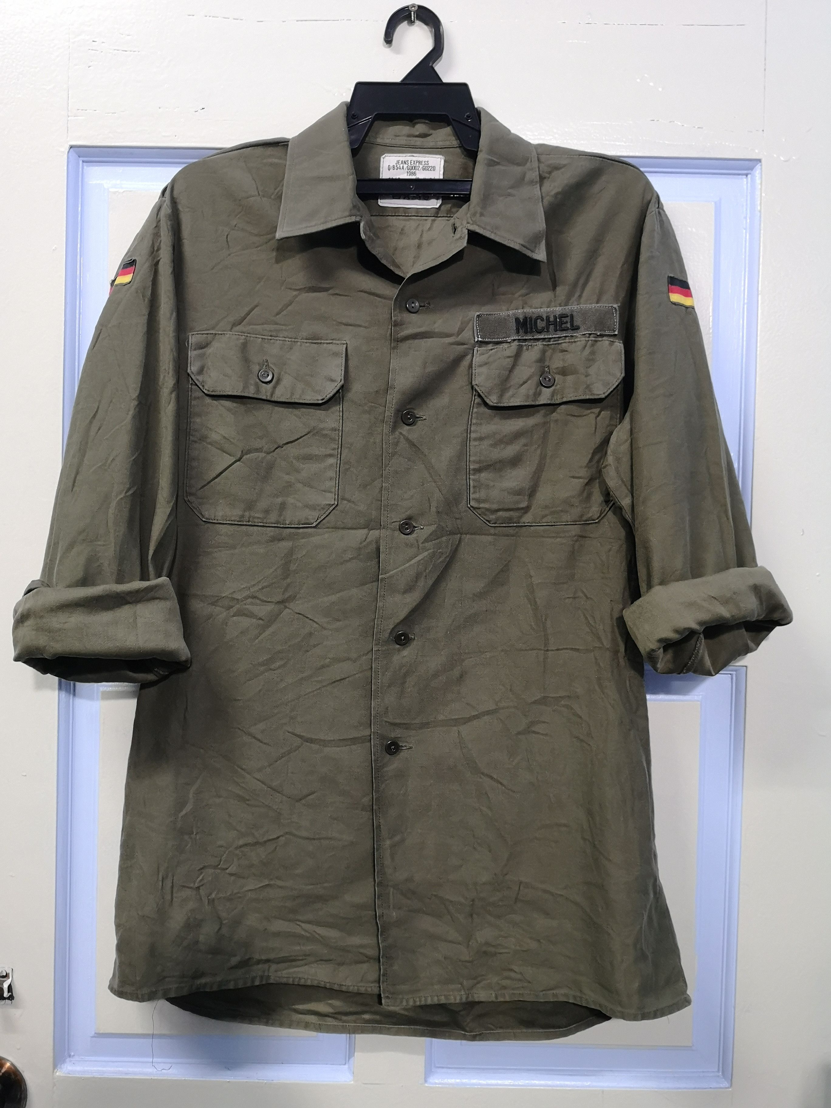 VINTAGE 80'S GERMANY ARMY BUTTON UP