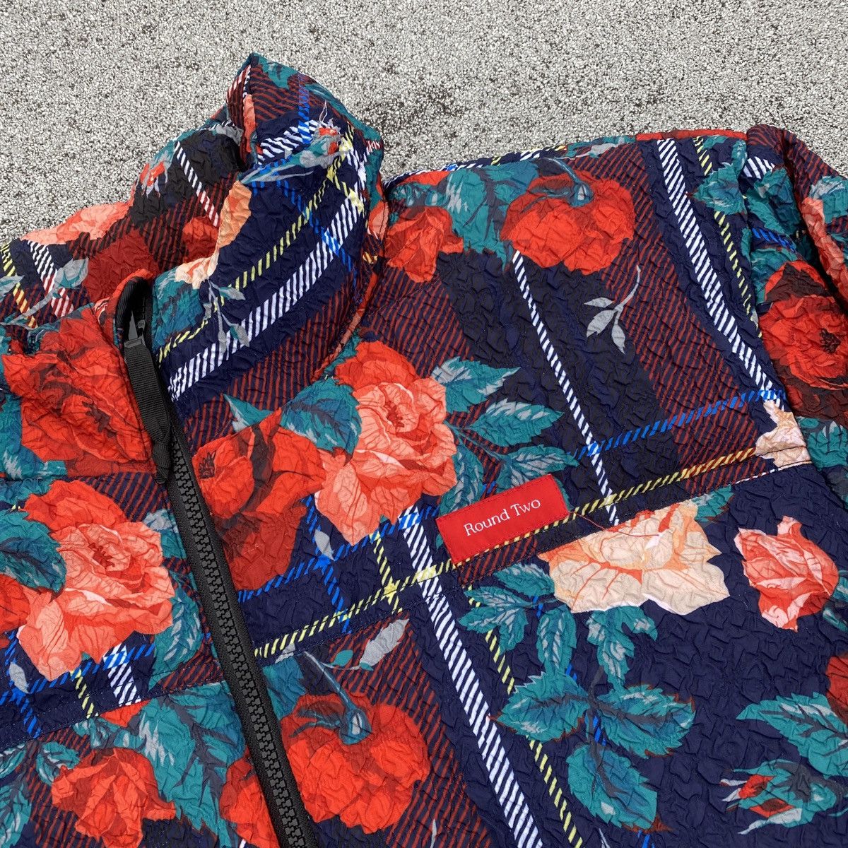 Round Two × Vintage Rare Round Two Floral Puffer Lined Reversible Jacket Size US XL / EU 56 / 4 - 4 Thumbnail
