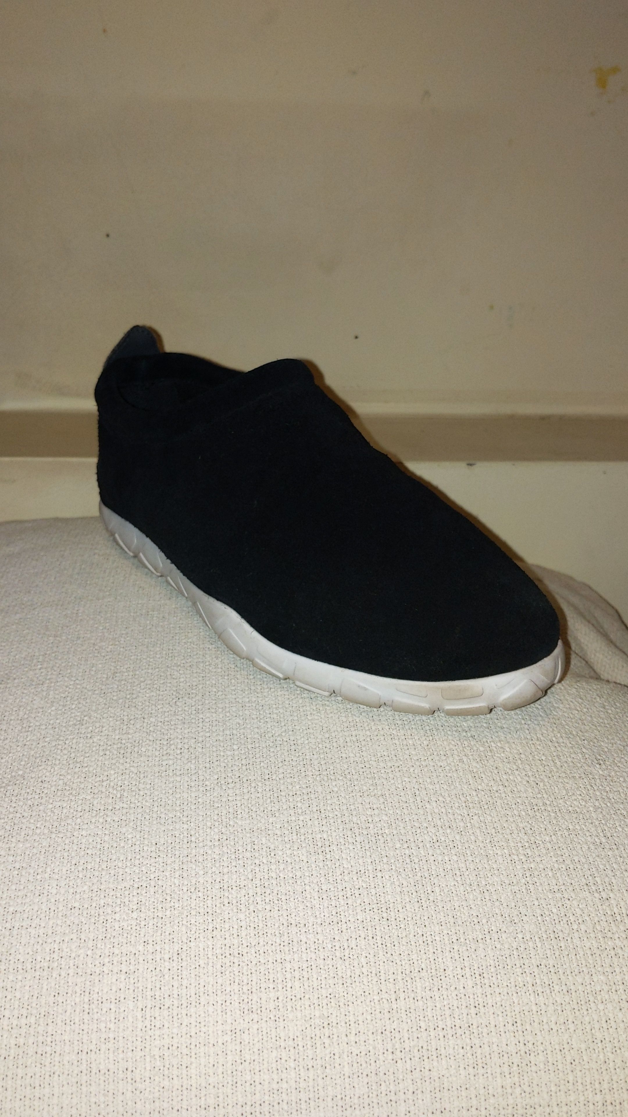 Nike Air Moc Size US 12 / EU 45 - 4 Thumbnail