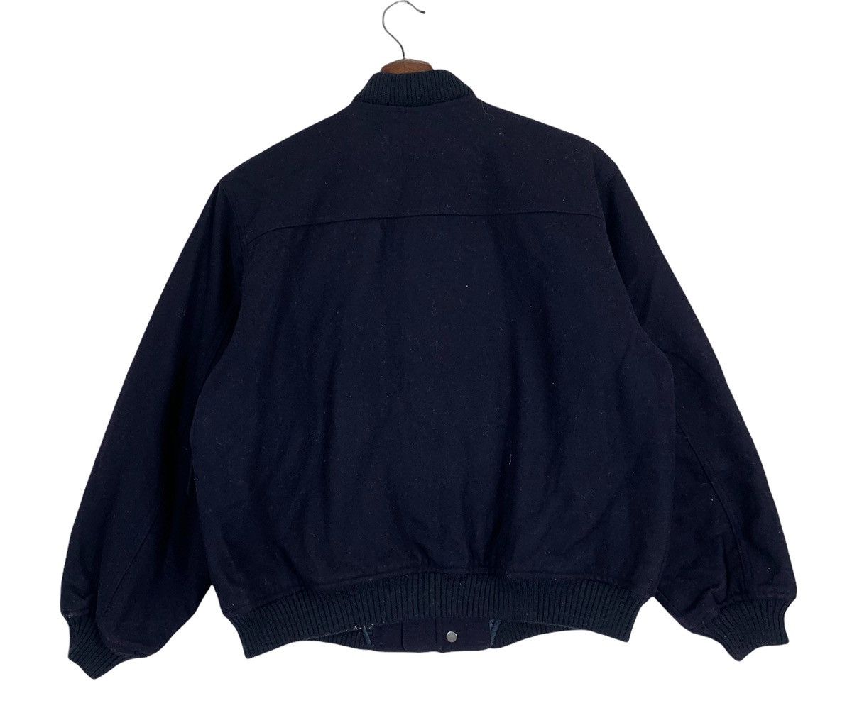 Lacoste Vintage Lacoste Tennis Brand Sportswear Bomber Jacket Size US M / EU 48-50 / 2 - 15 Thumbnail