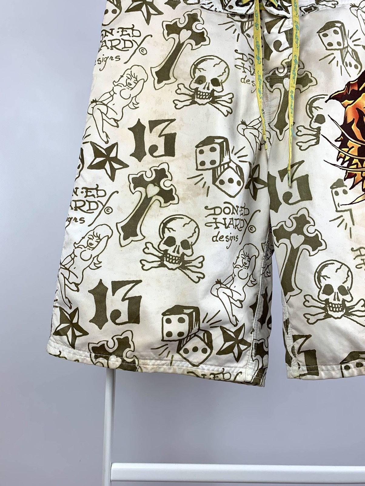 Christian Audigier Vintage Ed Hardy Tiger Logo Swimming Shorts Size US 33 - 13 Thumbnail