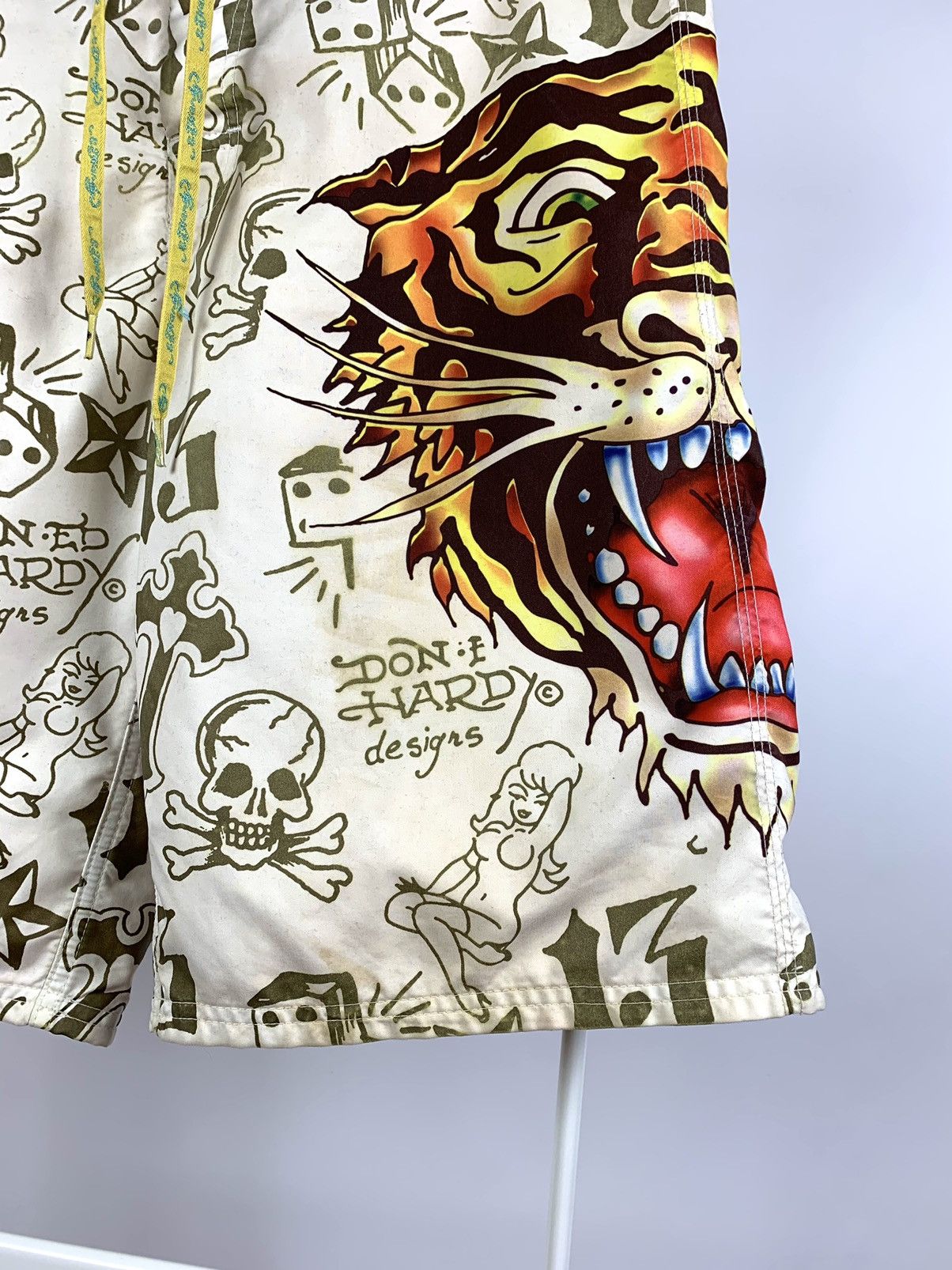 Christian Audigier Vintage Ed Hardy Tiger Logo Swimming Shorts Size US 33 - 14 Thumbnail