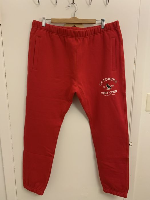 Octobers Very Own OVO SAME CITY SAME FRIENDS COLLEGIATE SWEATPANTS (RED)