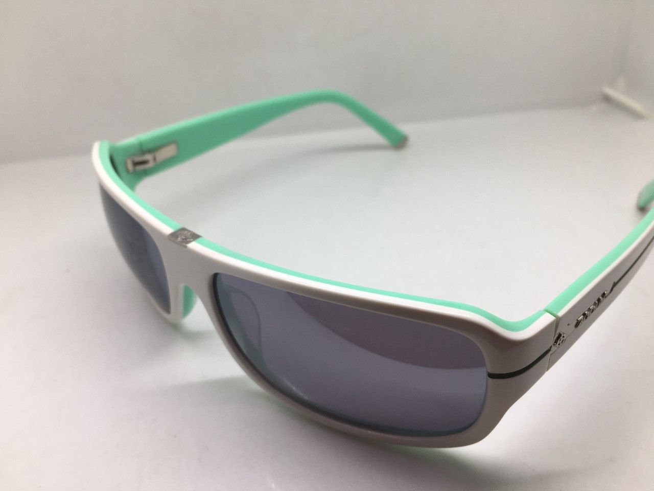 MOD ZODIAC WHITE / SEAFOAM AVIATOR SUNGLASSES